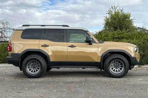 2024 Toyota Land Cruiser Base