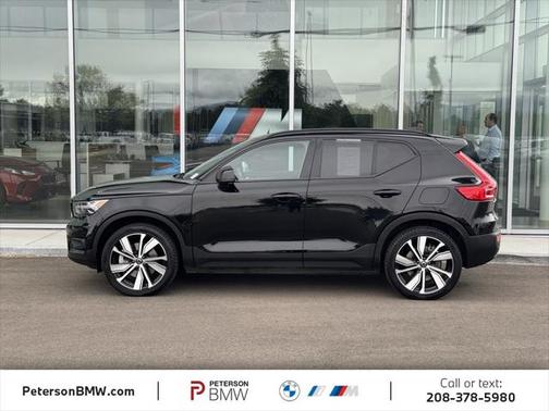 2021 Volvo XC40 Recharge Pure Electric P8