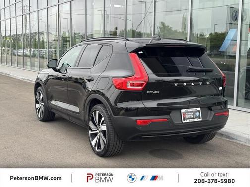 2021 Volvo XC40 Recharge Pure Electric P8