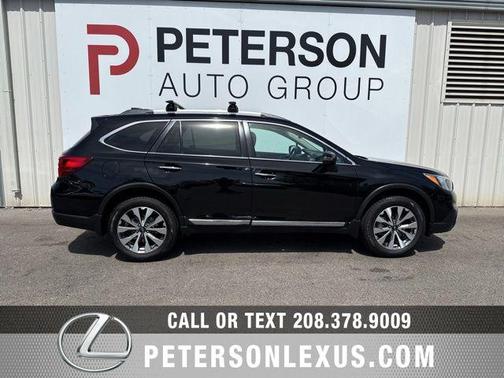 Crystal Black Silica 2017 Subaru Outback 3.6R Touring