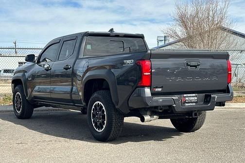 2024 Toyota Tacoma TRD Off-Road
