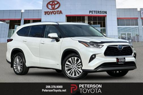 2023 Toyota Highlander Hybrid Platinum