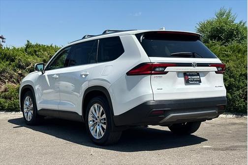 2024 Toyota Grand Highlander Platinum