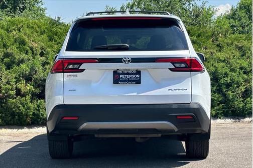 2024 Toyota Grand Highlander Platinum