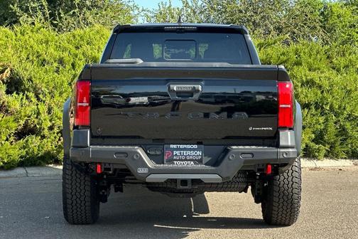 2025 Toyota Tacoma Hybrid Trailhunter