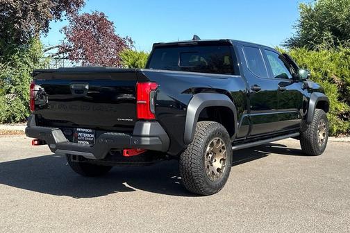 2025 Toyota Tacoma Hybrid Trailhunter