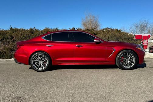 2019 Genesis G70 3.3T Advanced