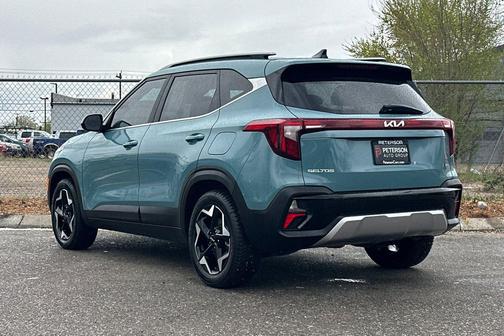 2024 Kia Seltos EX