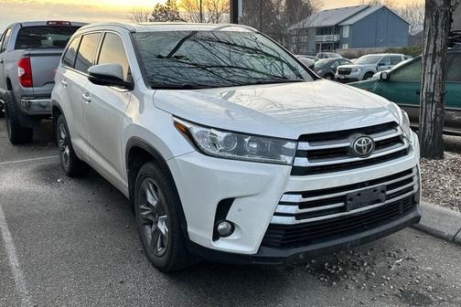 2017 Toyota Highlander Limited Platinum