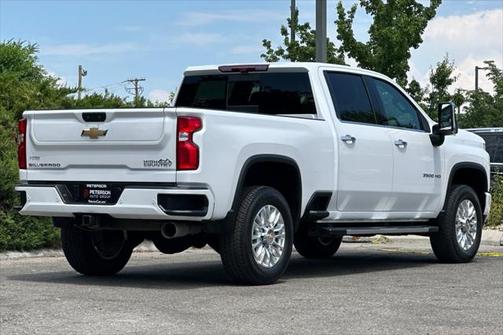 2023 Chevrolet Silverado 3500 High Country