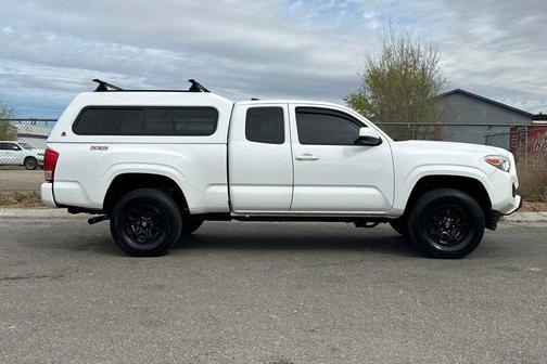 Super White 2016 Toyota Tacoma SR5