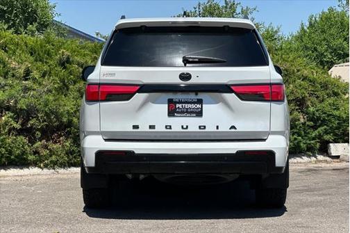 2024 Toyota Sequoia Platinum
