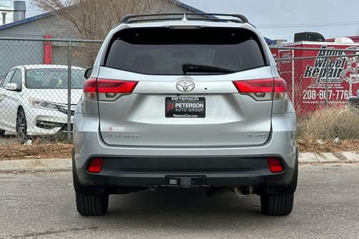 2018 Toyota Highlander SE