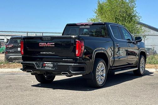 Sky 2021 GMC Sierra 1500 AT4