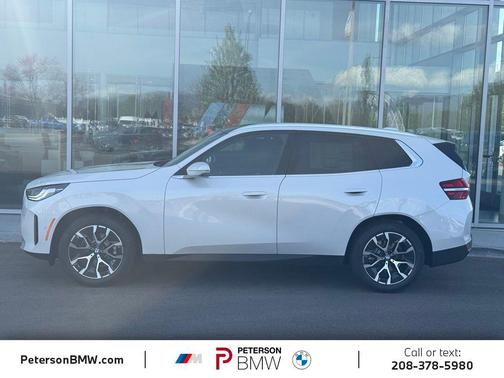 Mineral White Metallic 2026 BMW X3 30 xDrive