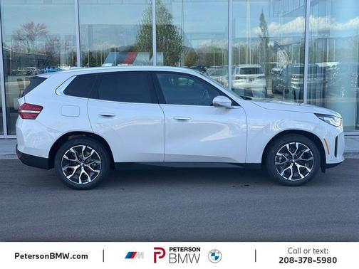 Mineral White Metallic 2026 BMW X3 30 xDrive