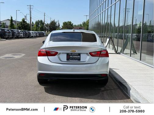 Silver Ice Metallic 2017 Chevrolet Malibu 1LT