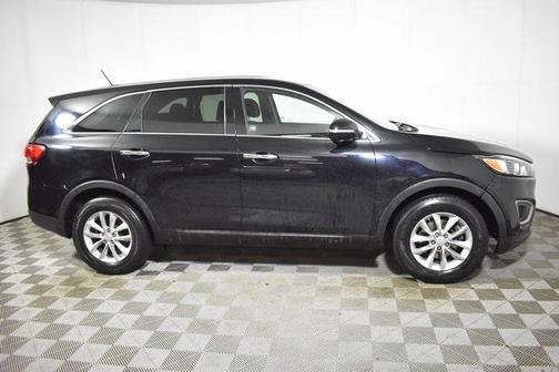 2017 Kia Sorento L