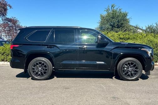 2024 Toyota Sequoia Platinum