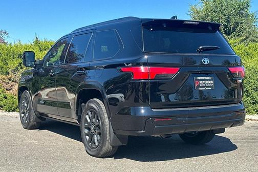 2024 Toyota Sequoia Platinum