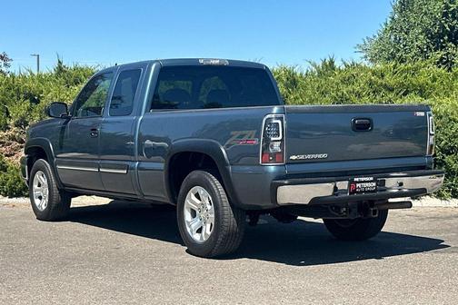 2006 Chevrolet Silverado 1500 LS Extended Cab