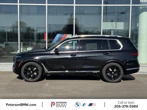 2025 BMW X7 xDrive40i