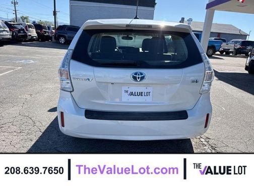 Blizzard Pearl 2014 Toyota Prius v Three