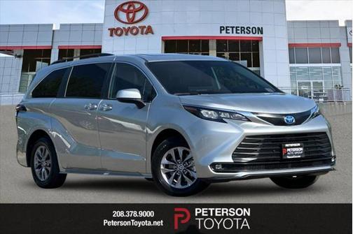 2025 Toyota Sienna XLE 7 Passenger