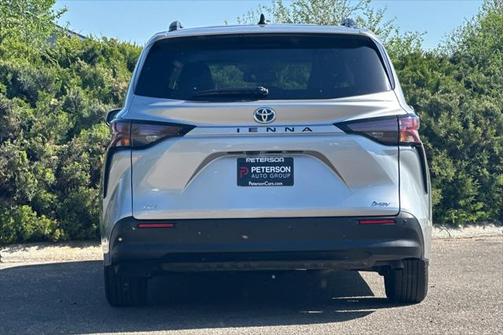 2025 Toyota Sienna XLE 7 Passenger