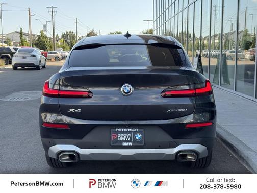 2022 BMW X4 xDrive30i