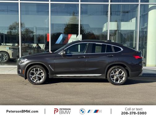 2022 BMW X4 xDrive30i