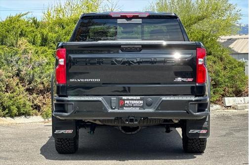 2024 Chevrolet Silverado 1500 ZR2