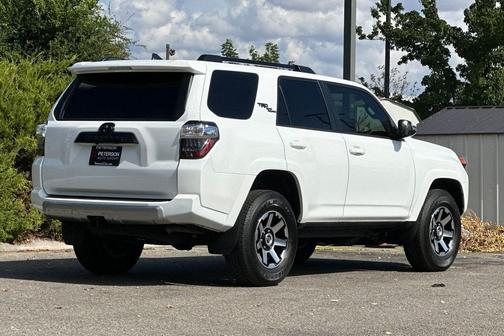 2024 Toyota 4Runner TRD Off Road Premium