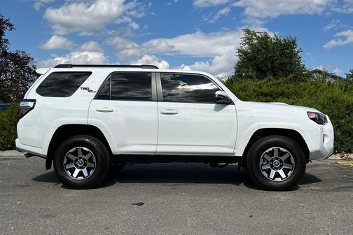 2024 Toyota 4Runner TRD Off Road Premium