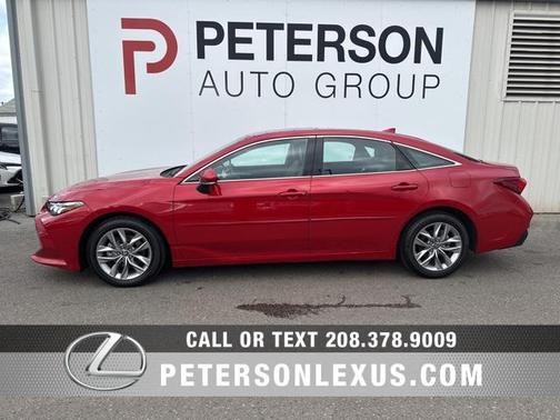 2022 Toyota Avalon XLE