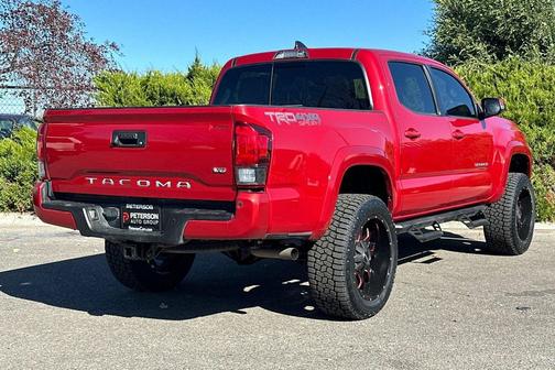 2019 Toyota Tacoma TRD Sport