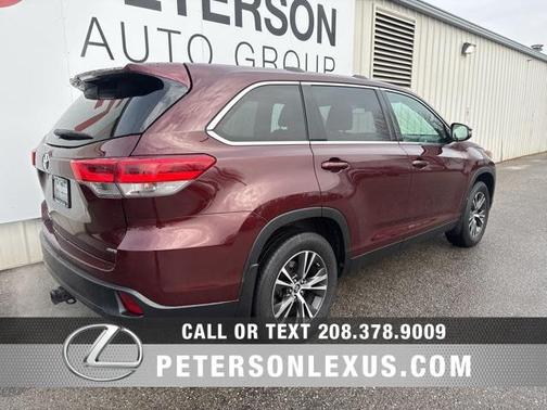 2019 Toyota Highlander LE