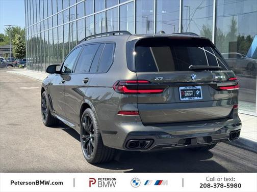 2026 BMW X7 M60i