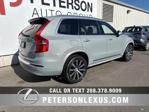 2024 Volvo XC90 B6 Plus Bright Theme 7-Seater