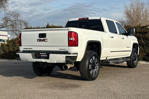 2018 GMC Sierra 2500 Denali