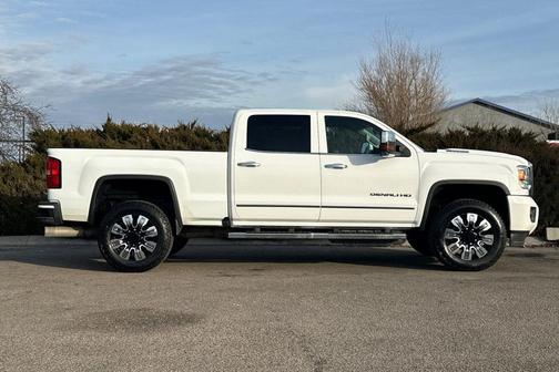 2018 GMC Sierra 2500 Denali