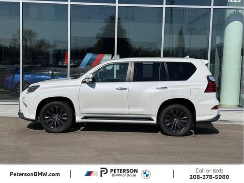 Starfire Pearl 2022 Lexus GX 460 Premium