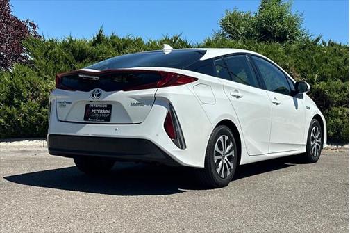2022 Toyota Prius Prime Limited