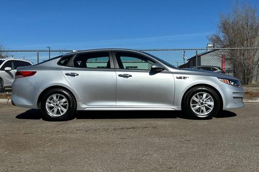 2017 Kia Optima LX