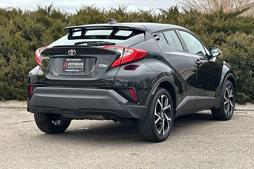2022 Toyota C-HR XLE