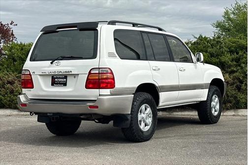 2000 Toyota Land Cruiser Base