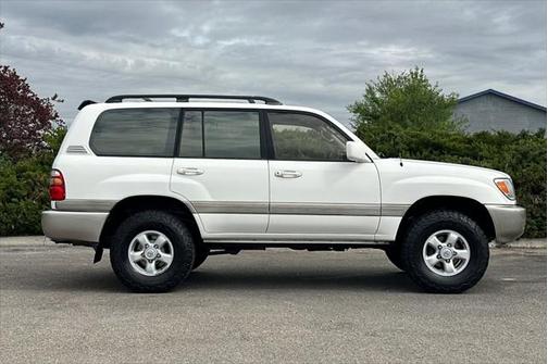 2000 Toyota Land Cruiser Base