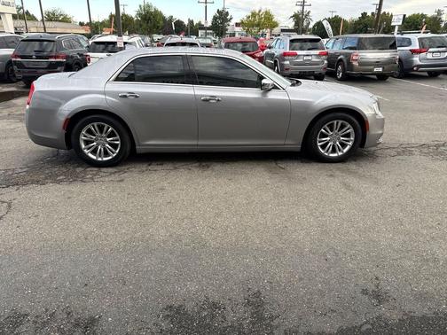 Billet Silver Metallic Clearcoat 2017 Chrysler 300C Base