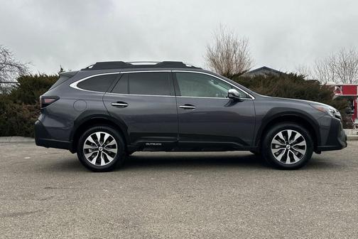 2024 Subaru Outback Touring XT