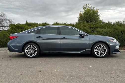 2019 Toyota Avalon Limited